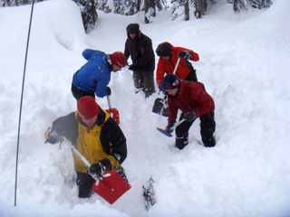 Illustration for article titled How To Survive An Avalanche From This Dramatic Video Of A Buried Skier